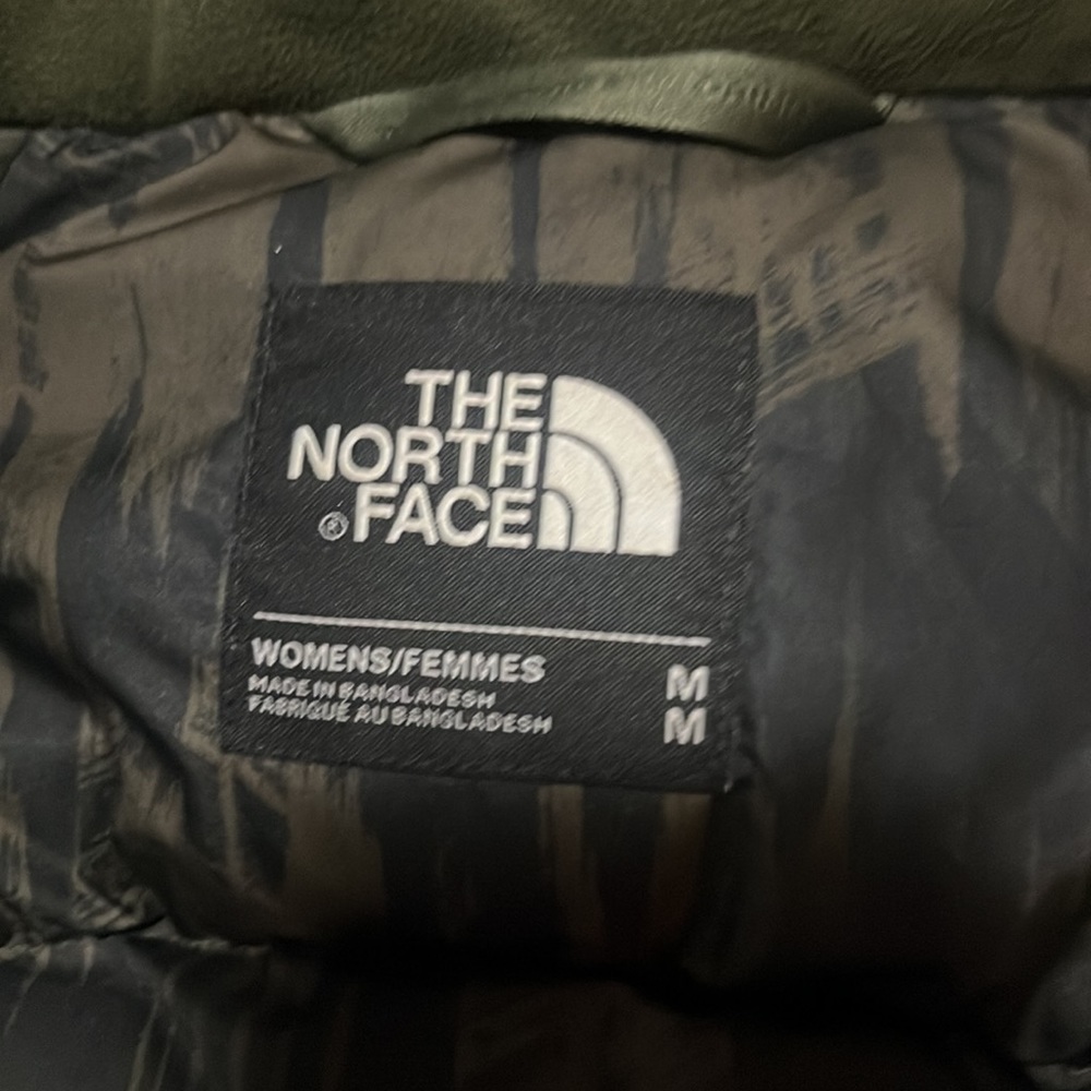 Excellent condition North Face Down Parker - Picture 6 of 11